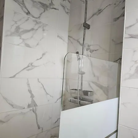 F3 - Calme, Meuble Et Chaleureux Apartment